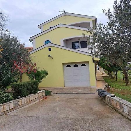 Apartment Laurus Premantura Eksteriør bilde