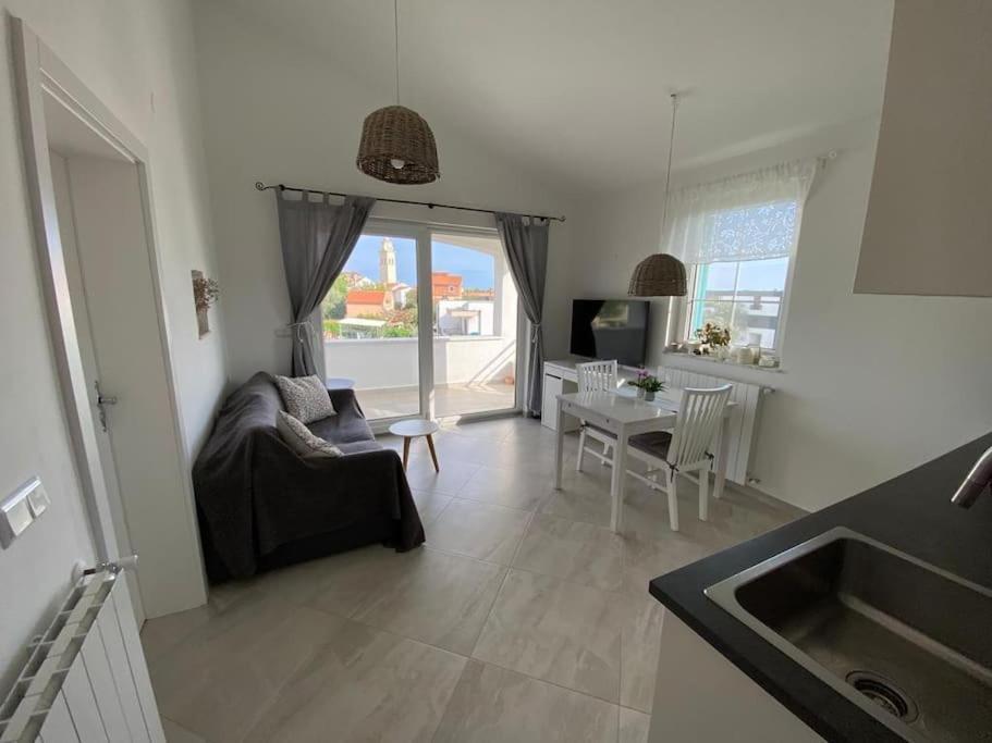 Apartment Laurus Premantura Eksteriør bilde